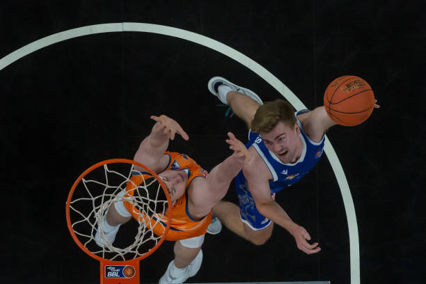 既保证防守 既保证防守